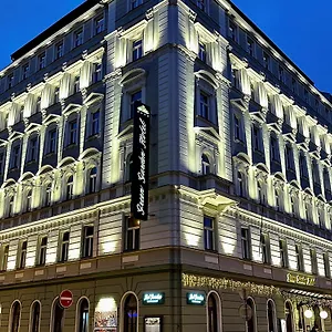 https://green-garden-hotel.praguehotelsweb.com
